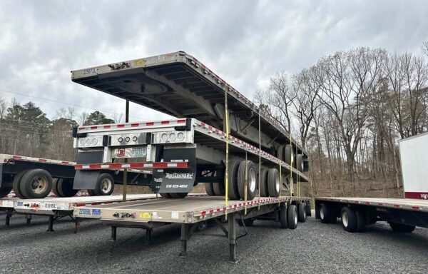 2021 Reitnouer Flatbed 53ft